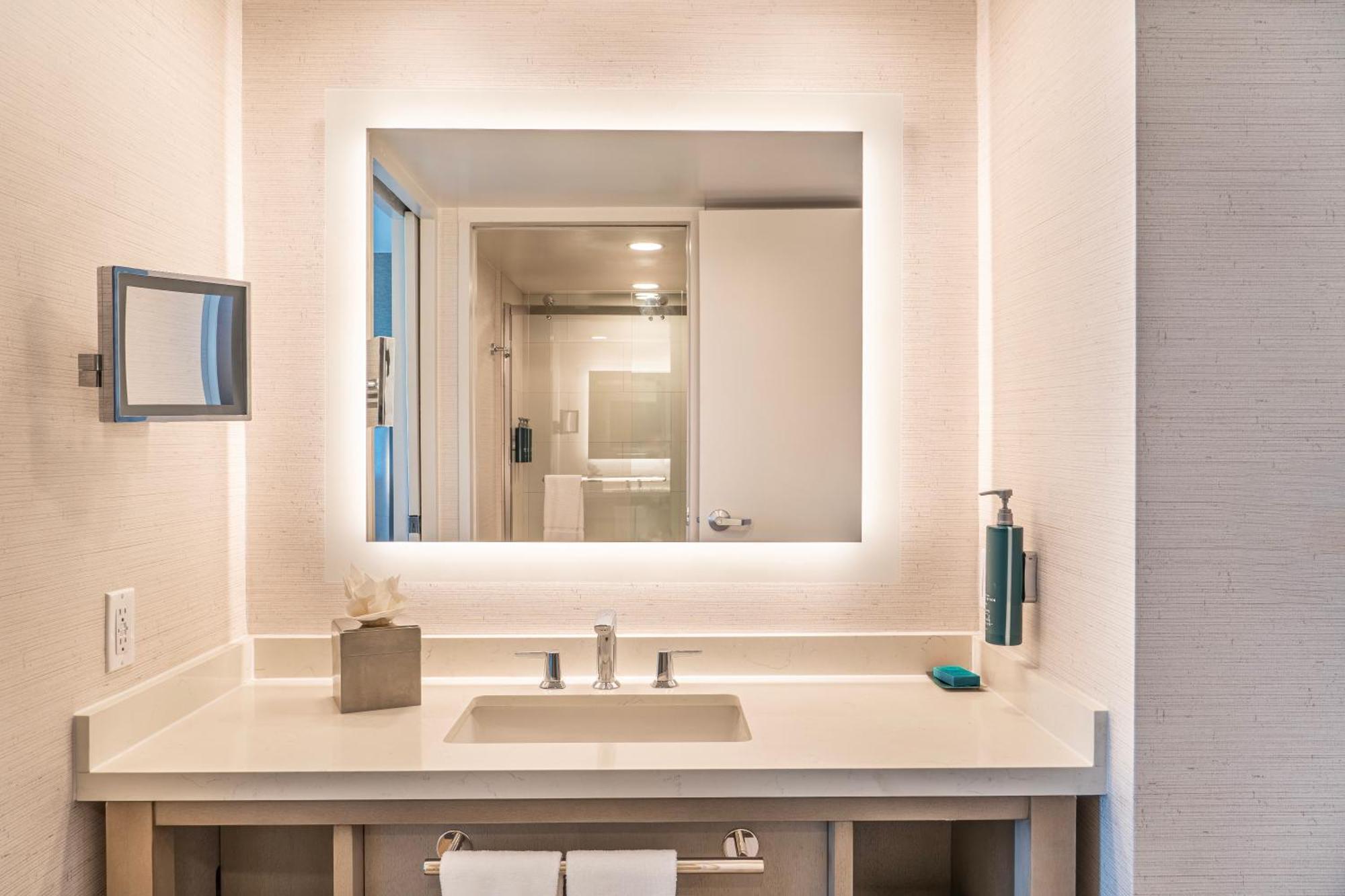 Orange County Hotel Santa Ana Ngoại thất bức ảnh